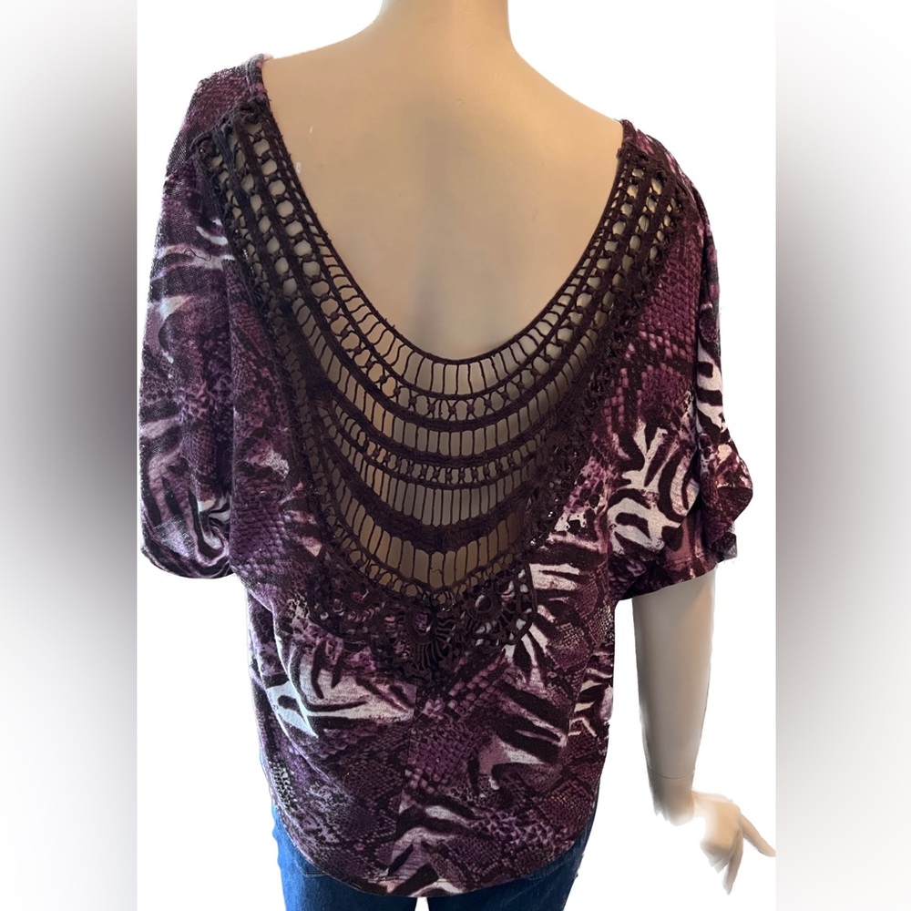 Crochet back purple animal print top